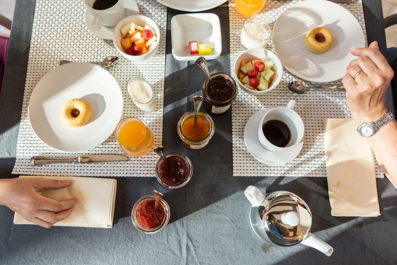 ランジェ La Vie Voyage Bed & Breakfast エクステリア 写真